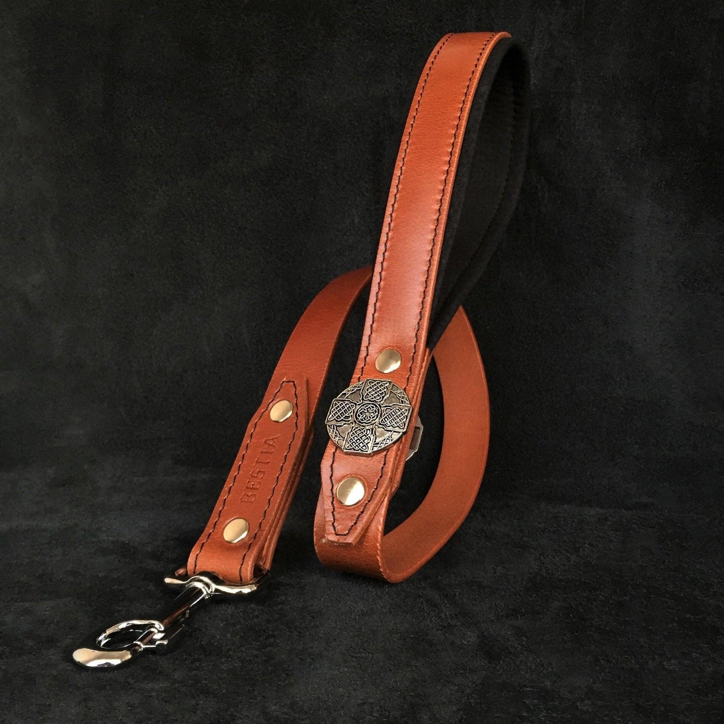 The "Maximus" silver harness
